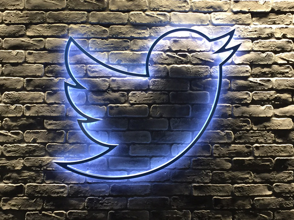 Twitter-Bird- Signage